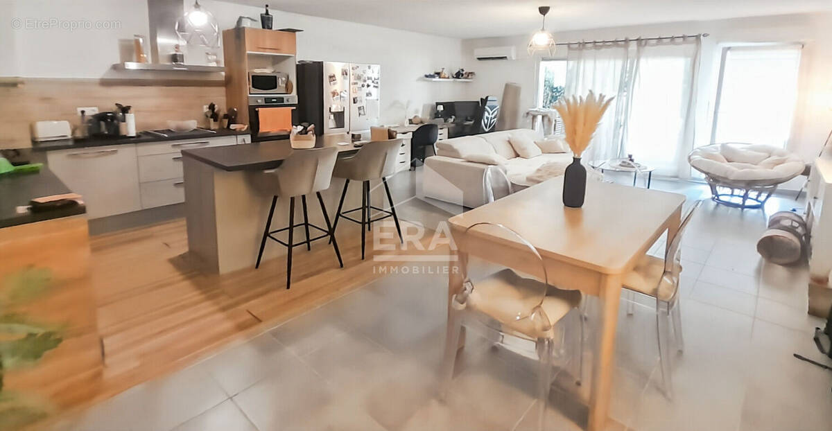 Appartement à CHATEAURENARD