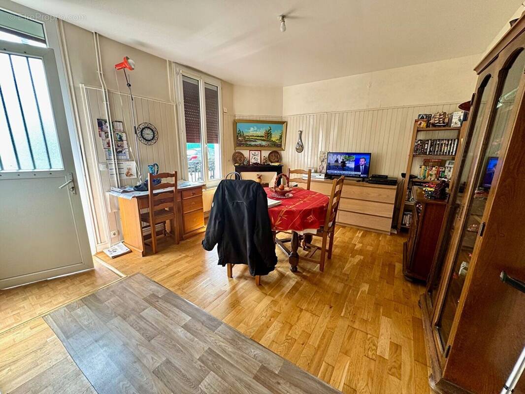 Appartement à VILLENEUVE-SAINT-GEORGES