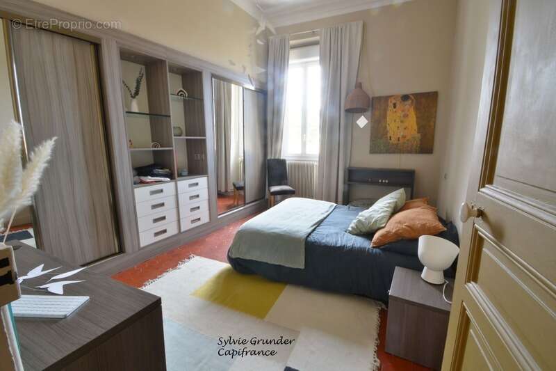 Maison de Maître, 7 pièces SALON DE PROVENCE (13) - photo 10
