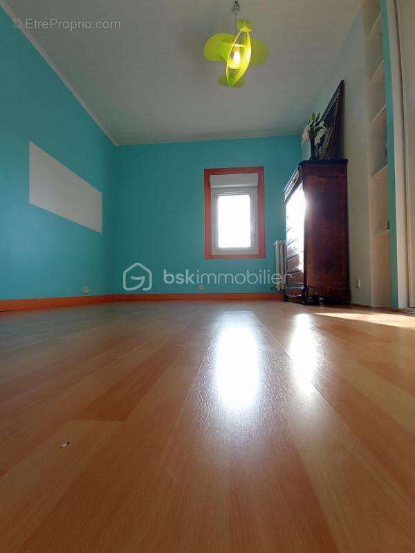 Maison de caractère R+1 de 166m² - photo 15