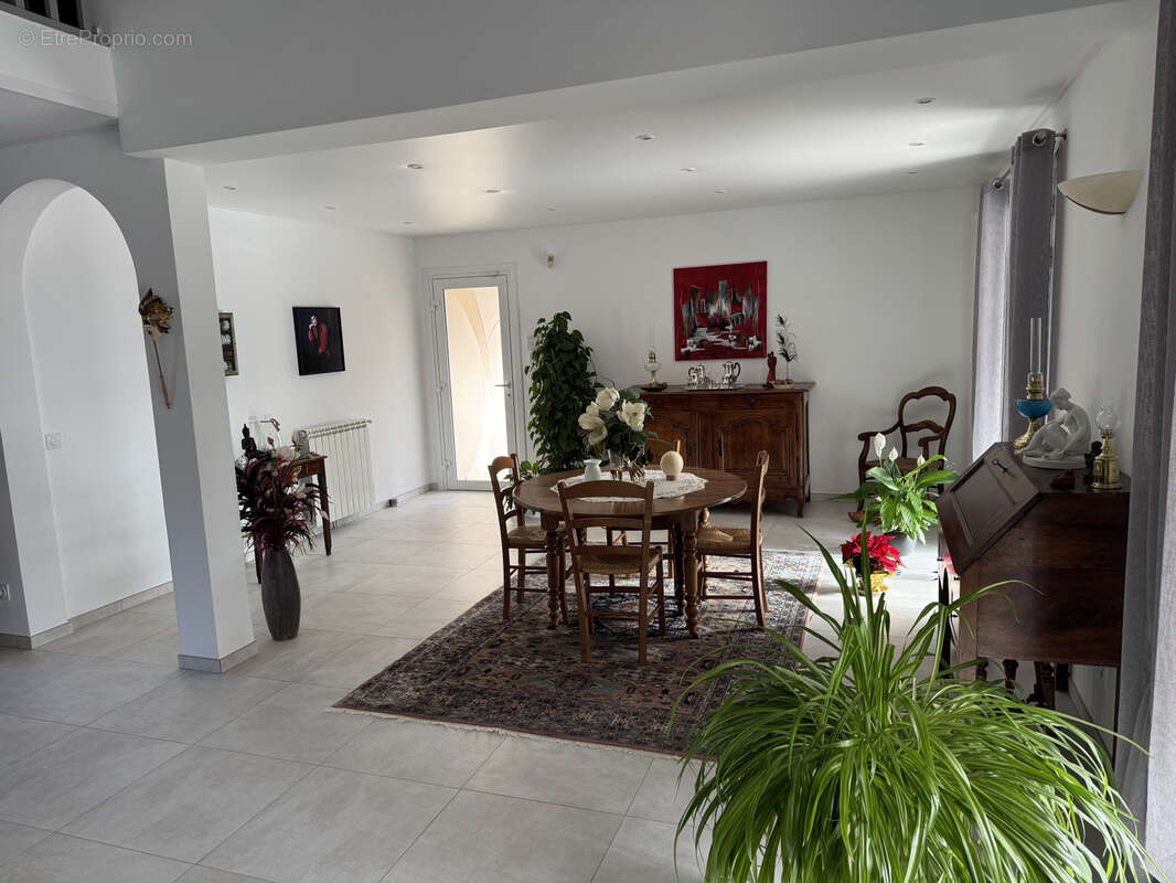 Maison à SAINT-ANDRE-DE-SANGONIS