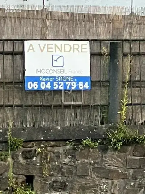 Immeuble à Uzerche - photo 14
