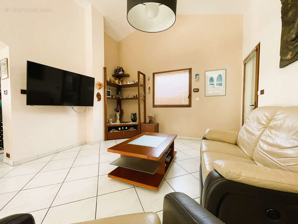 Maison individuelle + grand garage - photo 11