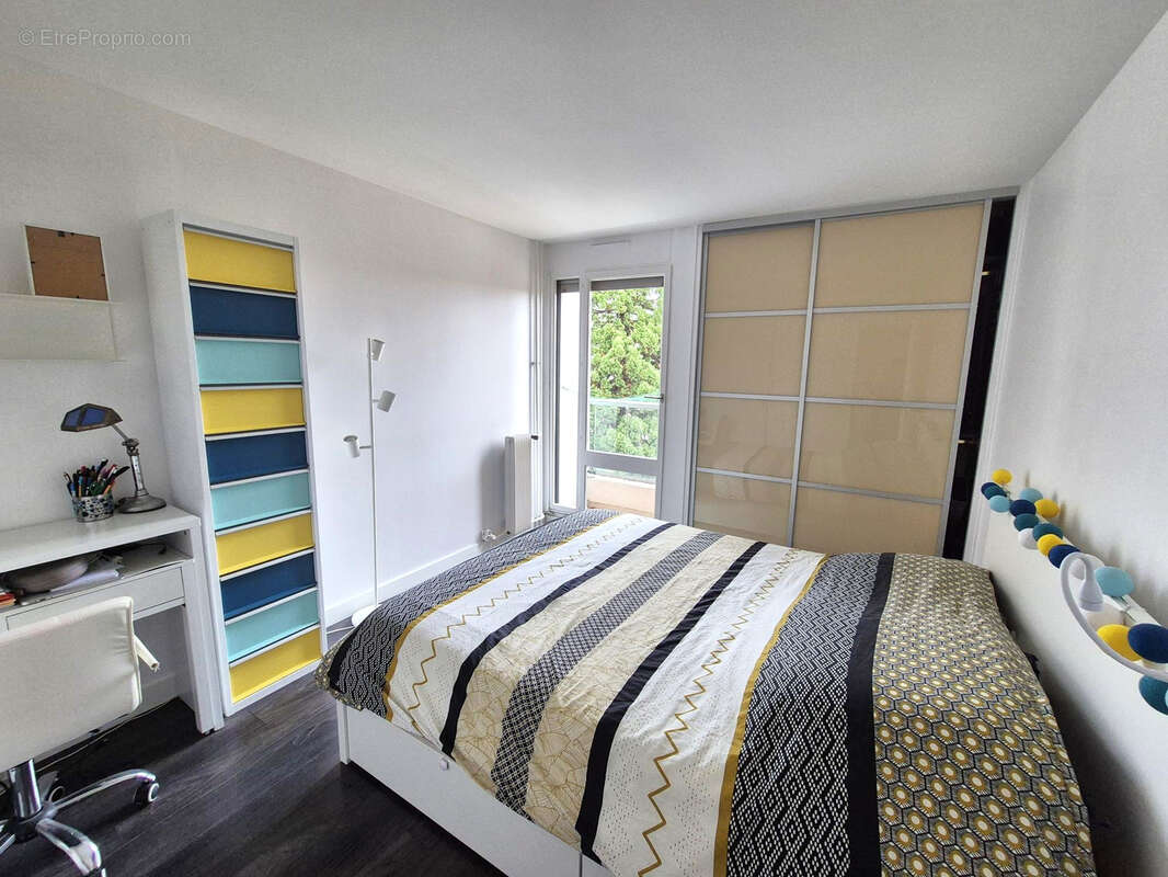 Appartement à JOUY-EN-JOSAS