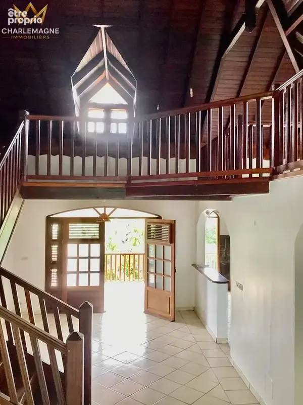 Belle villa + F3 indépendant à DUCOS (Martinique) - photo 2