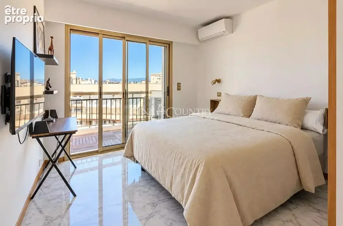 Appartement à vendre Juan les Pins - Face mer - photo 6