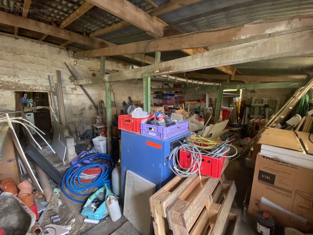 Terrain à BOUSIGNIES-SUR-ROC