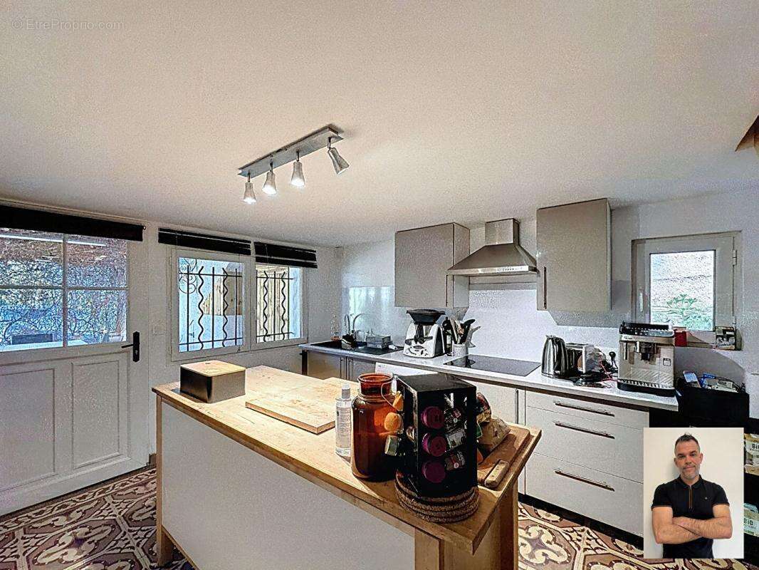 Maison à SAUSSET-LES-PINS