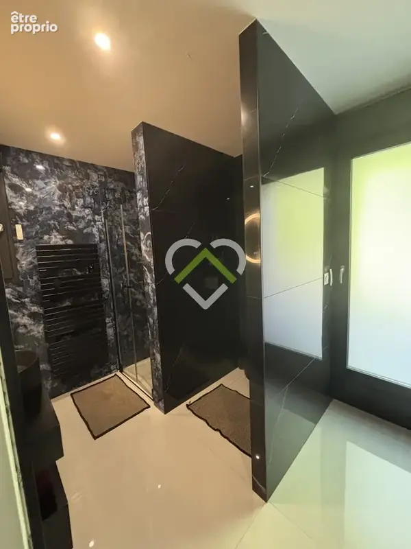 Maison contemporaine cubique individuelle - photo 9