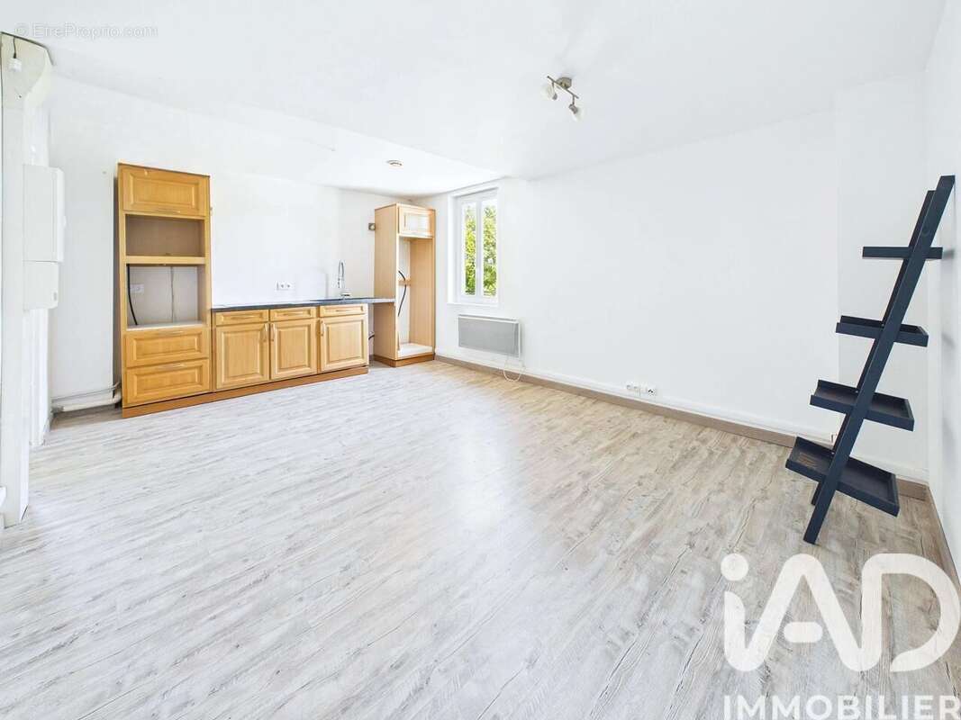 Appartement 55 m² à Saint-Simeon  - photo 3