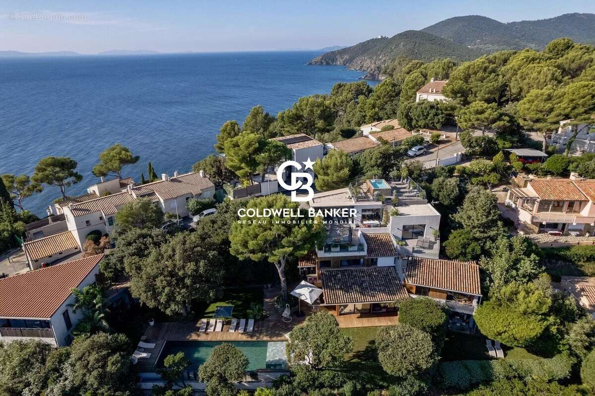 Élégante villa contemporaine avec vue mer à couper le souffle - photo 3