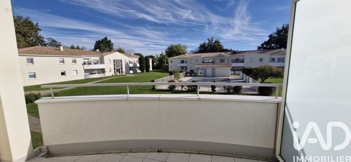 Photo 2 - Appartement à FARGUES-SAINT-HILAIRE