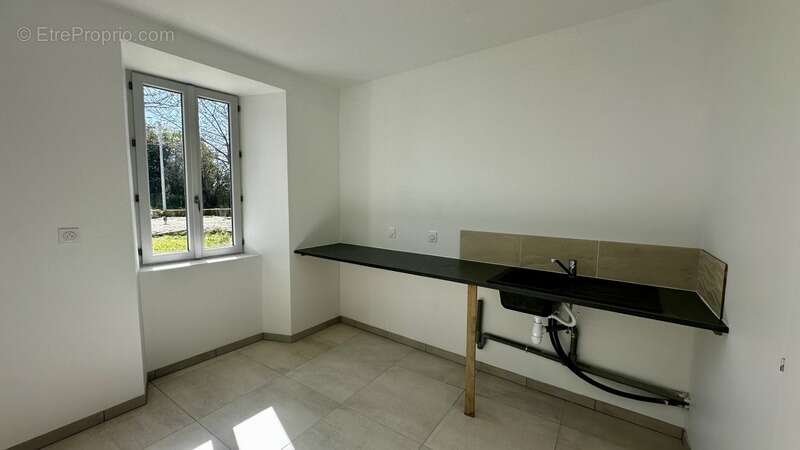 Maison à BARBEZIEUX-SAINT-HILAIRE