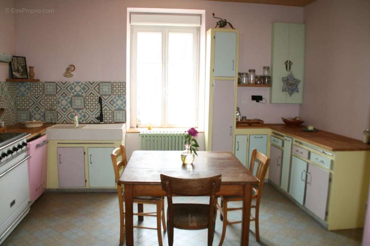 Maison à SAINT-SERVANT