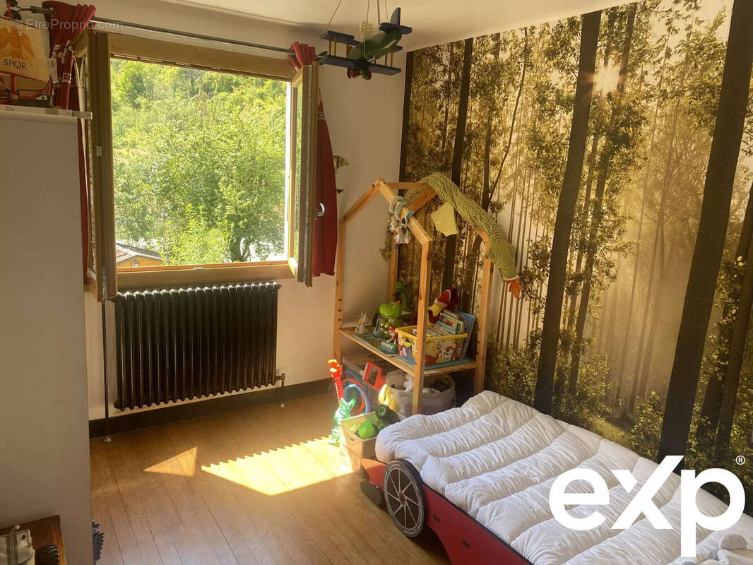 Maison à SAINT-MARCEL