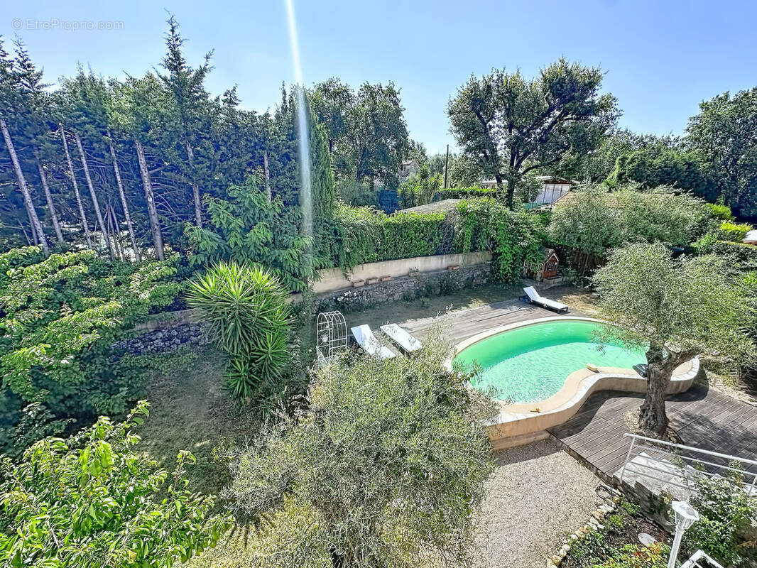 Appartement à VENCE