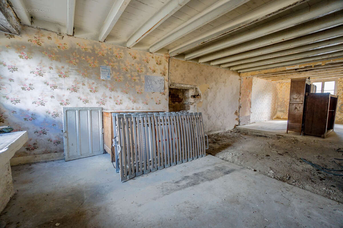 Maison à TIL-CHATEL