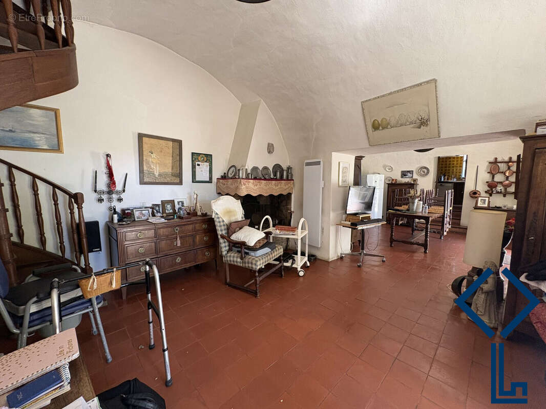 Maison 155 m² à Cazilhac  - photo 9