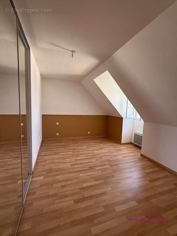 Maison 94 m² à Saint-Hilaire-Saint-Mesmin  - photo 7