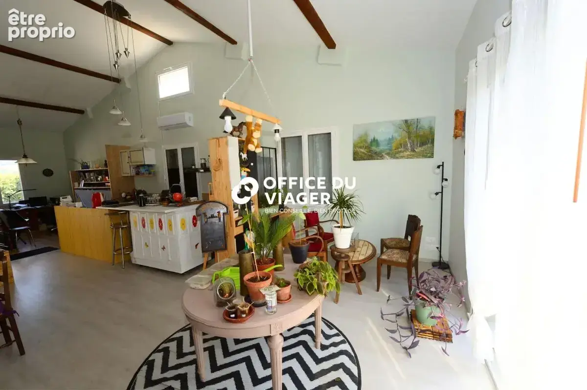 Maison - 2 pièces - 94,85 m² - photo 4