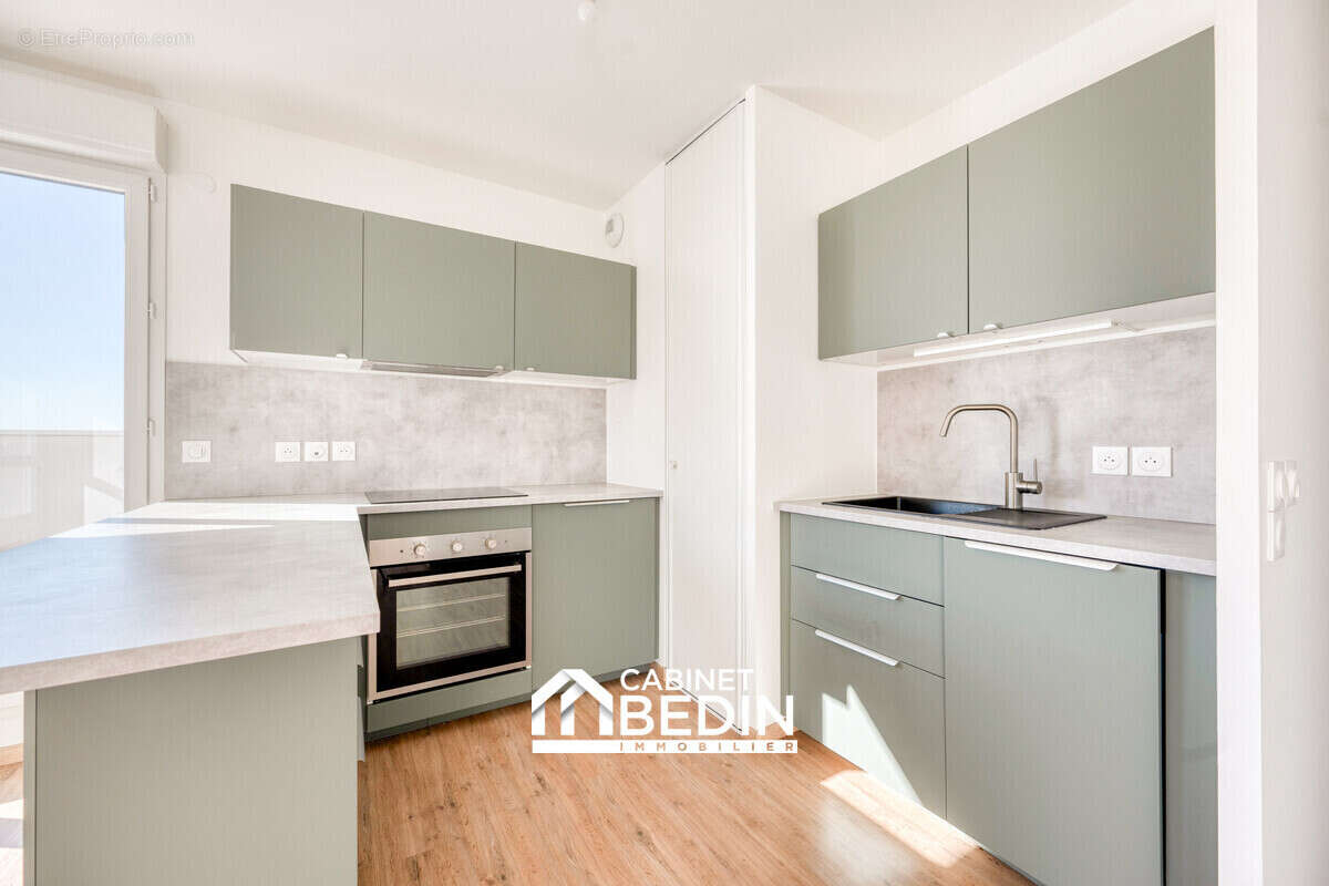 Appartement à VILLENAVE-D'ORNON