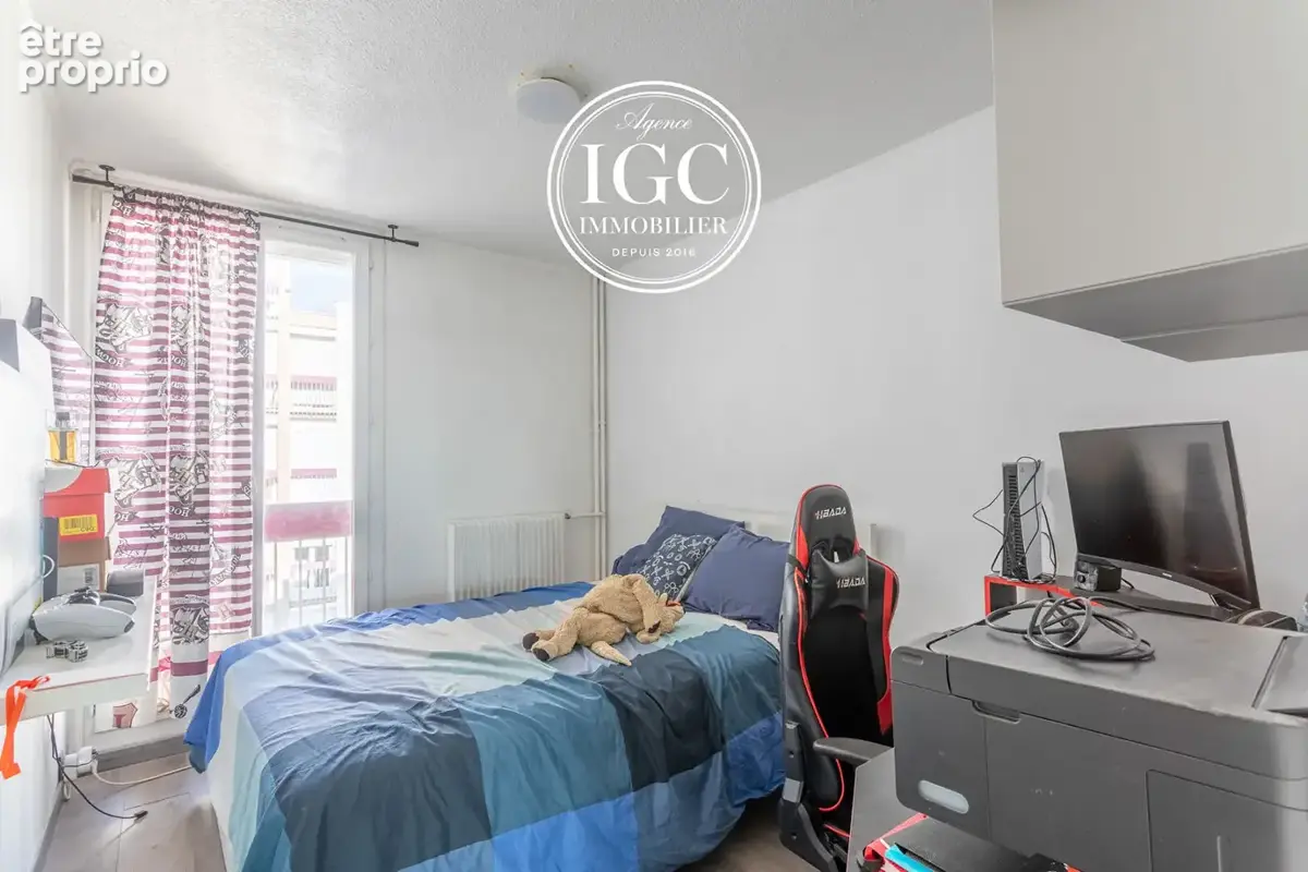 A vendre appartement type 4 vitrolles centre ville - photo 10