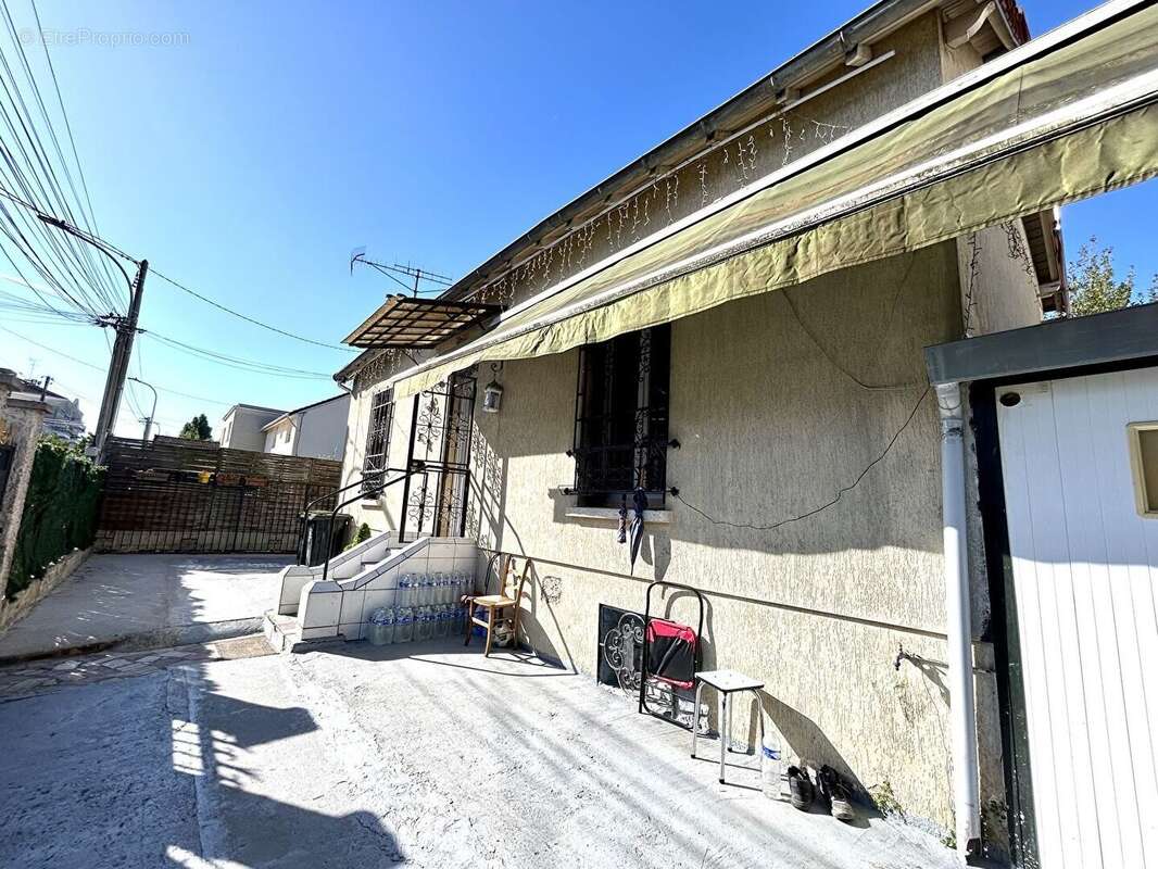 Maison à LE BLANC-MESNIL