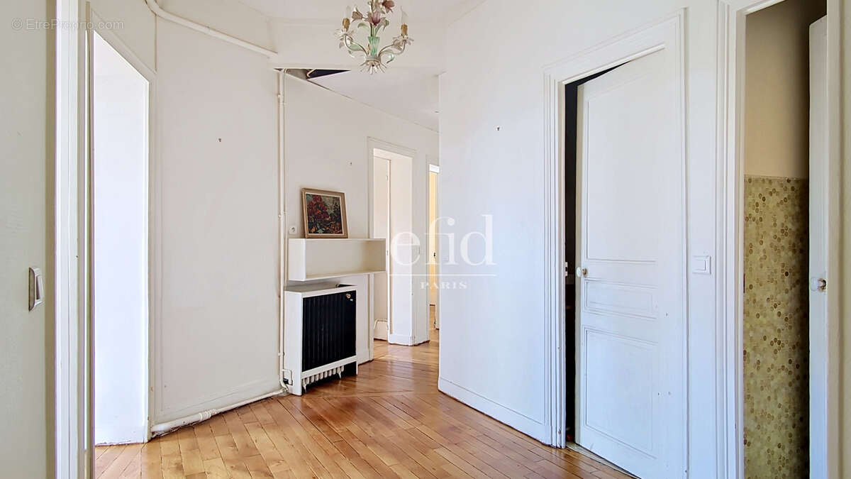 Appartement à PARIS-20E