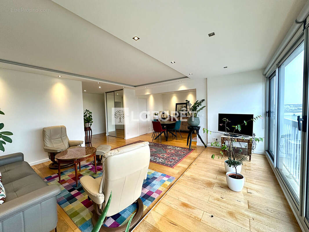 Appartement à JUVISY-SUR-ORGE