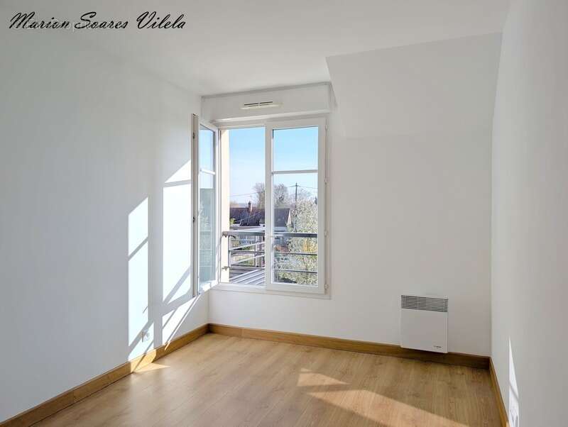 Appartement à COUBERT