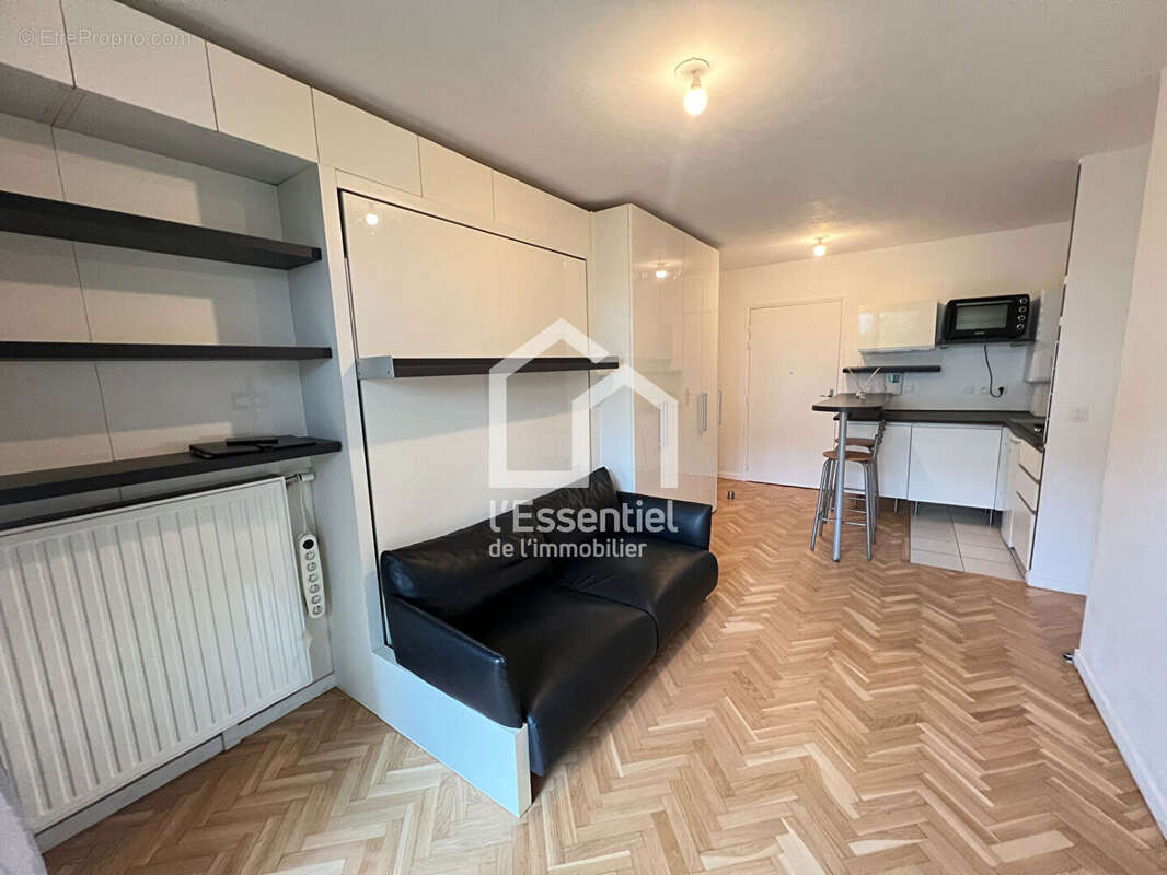 Appartement à VERNEUIL-SUR-SEINE