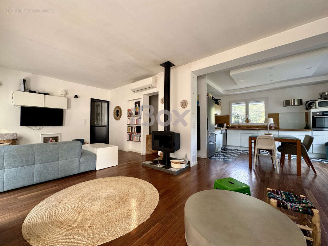 Maison à LA VALETTE-DU-VAR