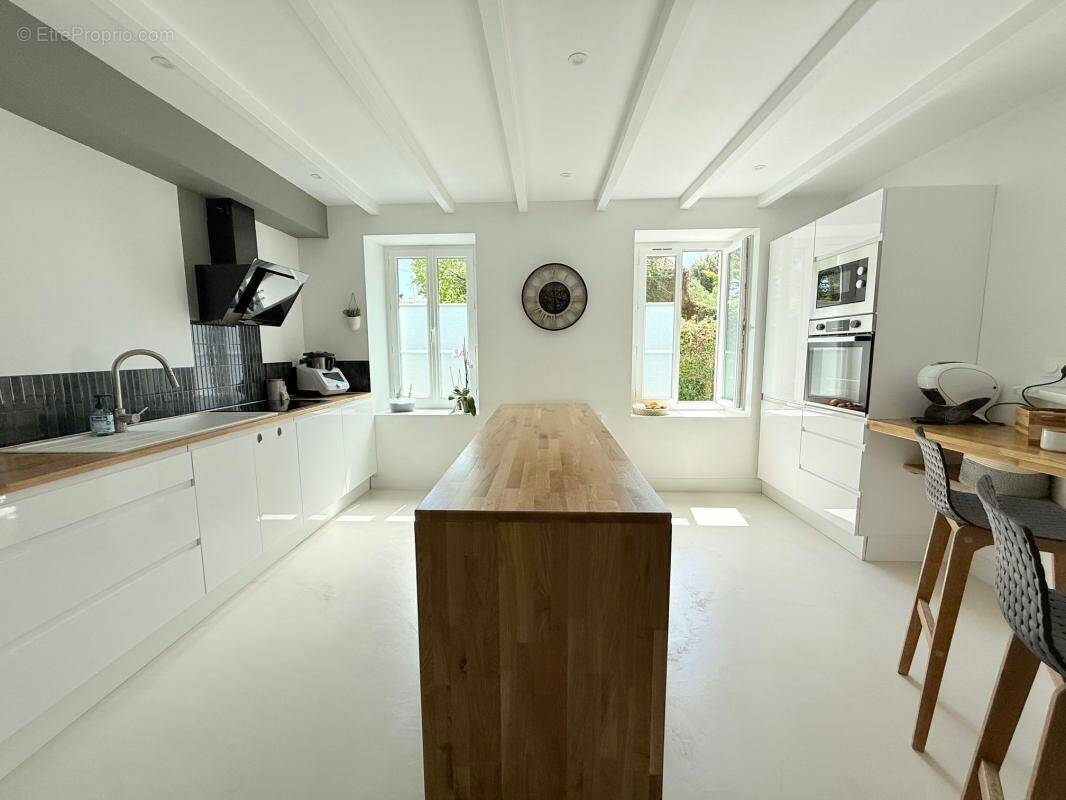 Maison à AIGREFEUILLE-D&#039;AUNIS