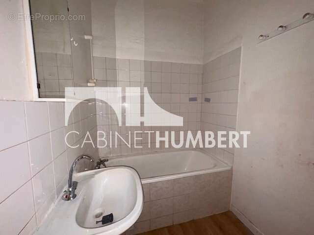 Appartement à SAINT-ETIENNE