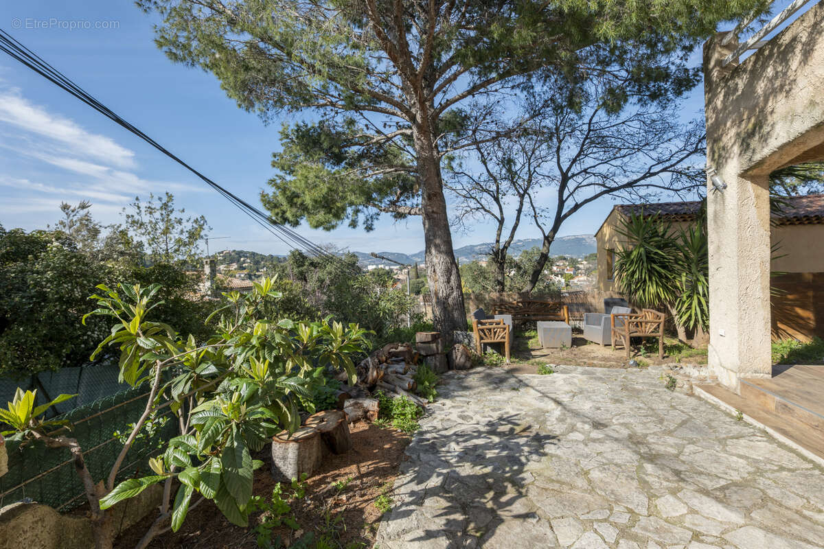 Maison à LA SEYNE-SUR-MER