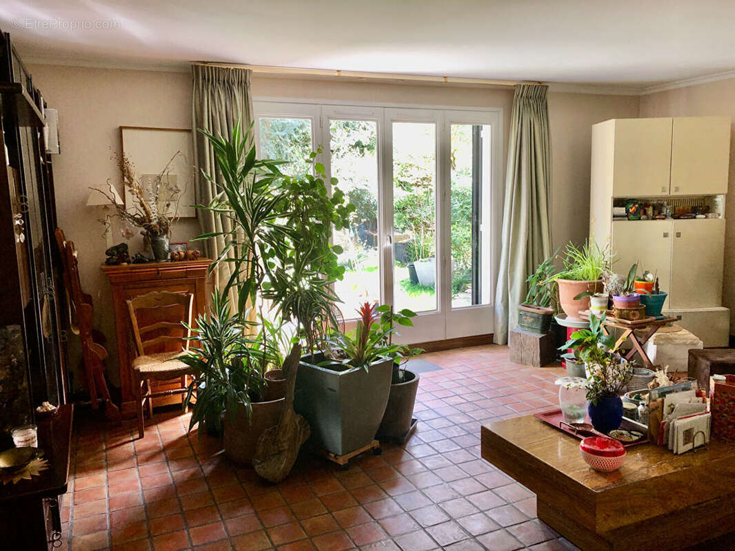 Maison à BUC