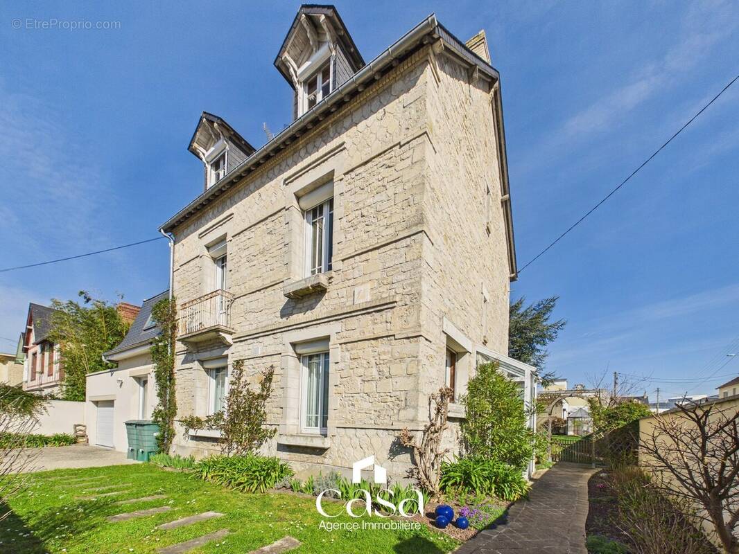 Maison à CAEN