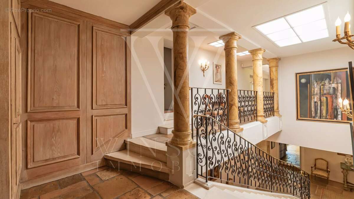 Maison à AURIBEAU-SUR-SIAGNE