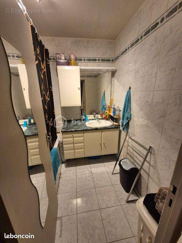 Appartement à CHILLY-MAZARIN