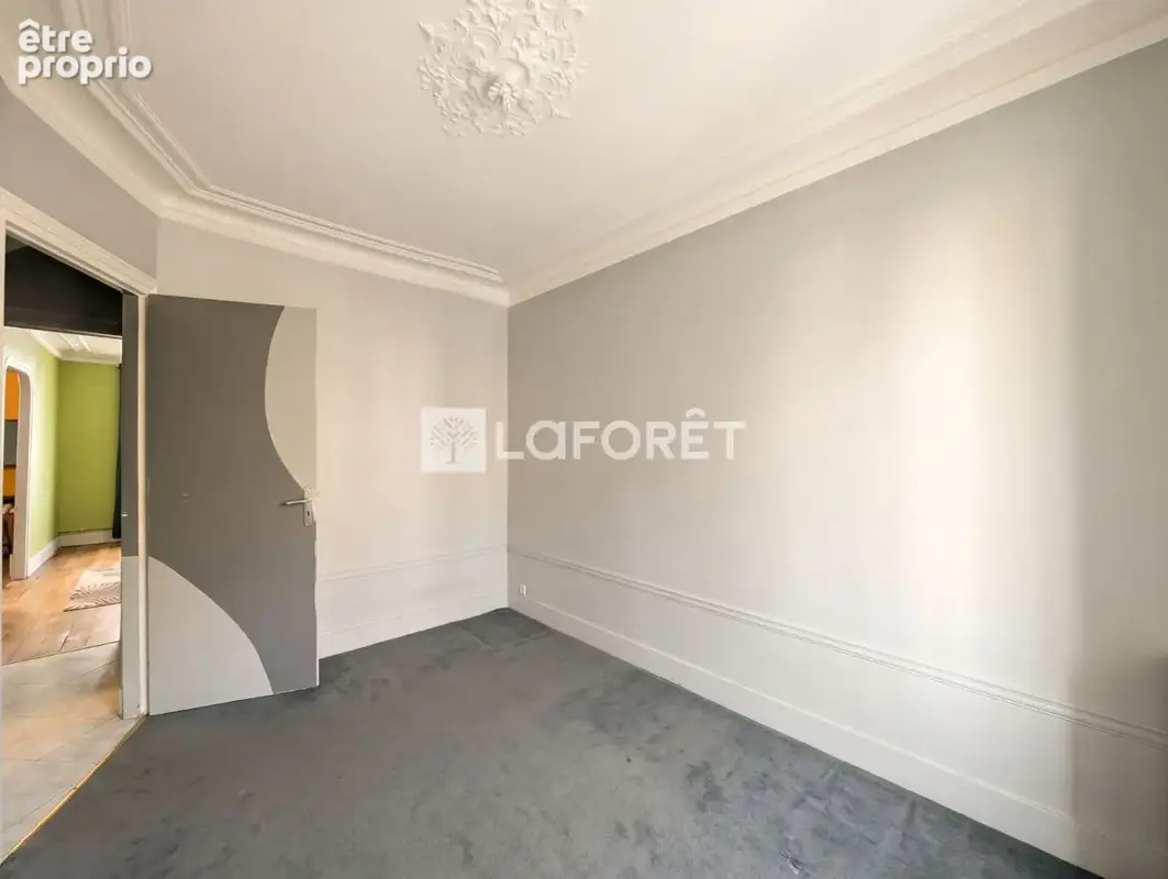 Appartement Paris 3 pièces de 48 m² - photo 4