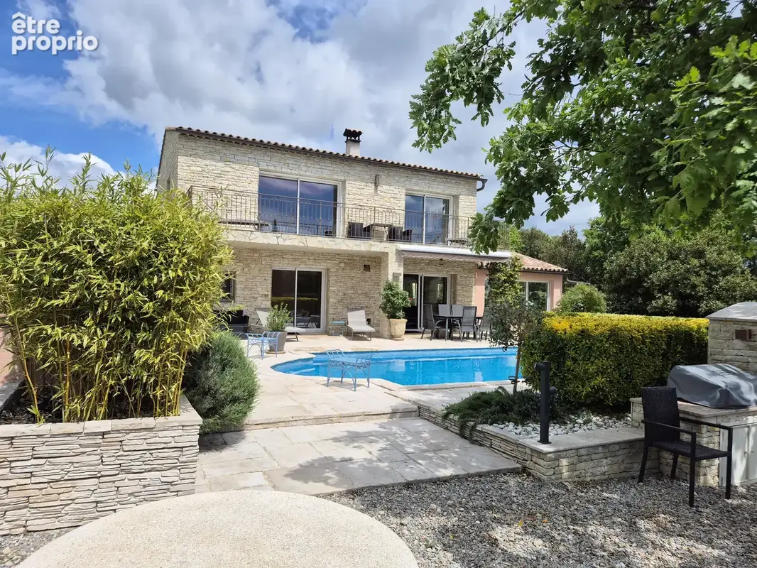 À vendre   Villa de charme baignée de lumière à Régusse, au cœur de la Provence Verte - photo 2