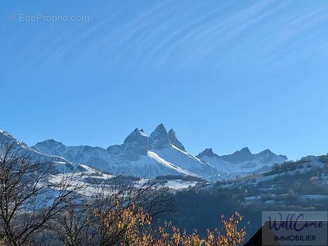 Terrain à ALBIEZ-LE-JEUNE