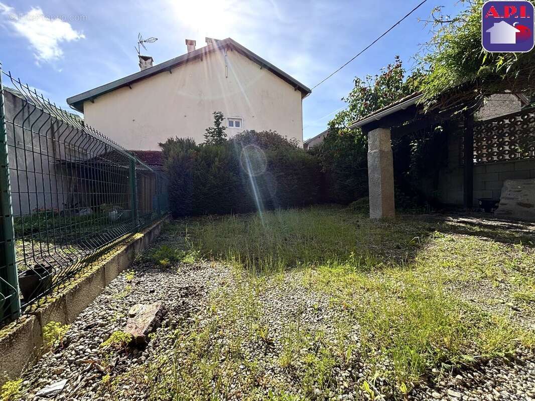 Maison à LES CABANNES