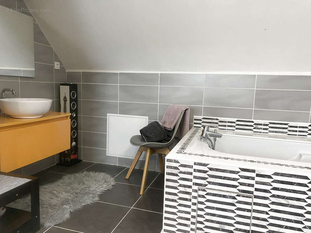 Maison à LE NEUBOURG