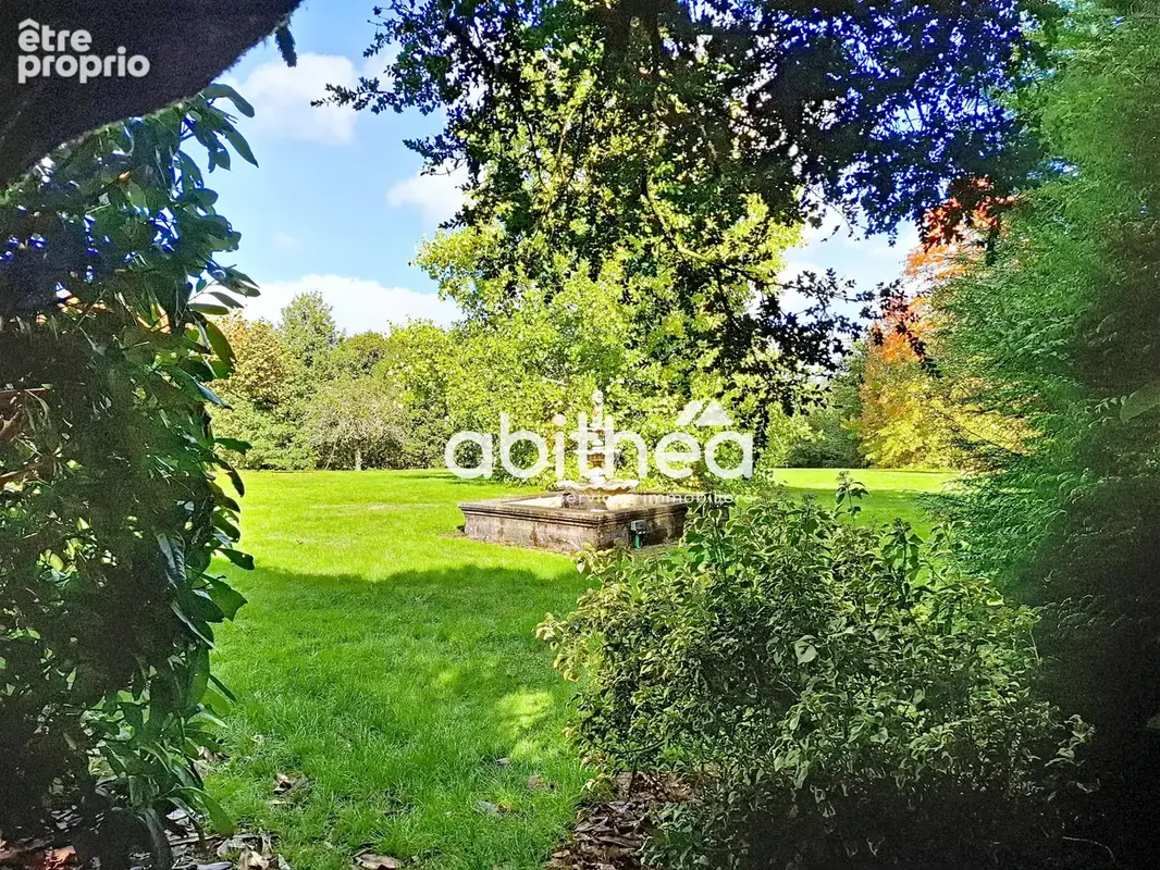 Propriété de 239 m2, sur 2,5 ha de terres et bois. - photo 18