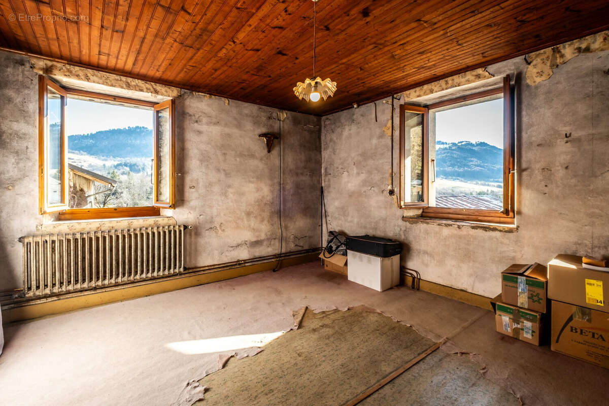Maison à HABERE-POCHE