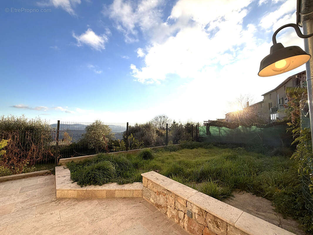 Appartement  T3 Vue Mer,  Jardin. - photo 8