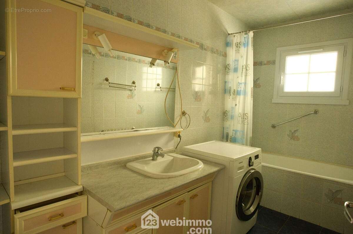 Maison à NIEUL-SUR-MER