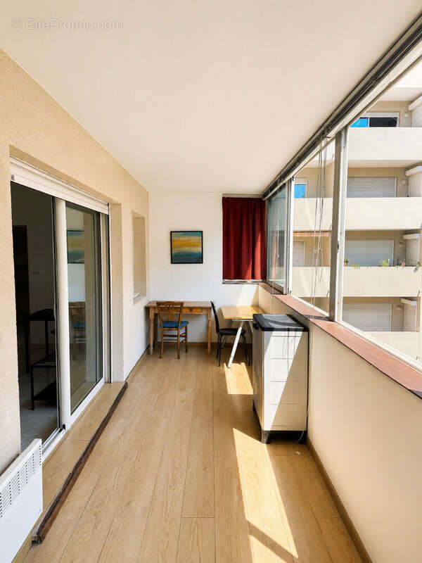 Appartement à MARSEILLE-6E