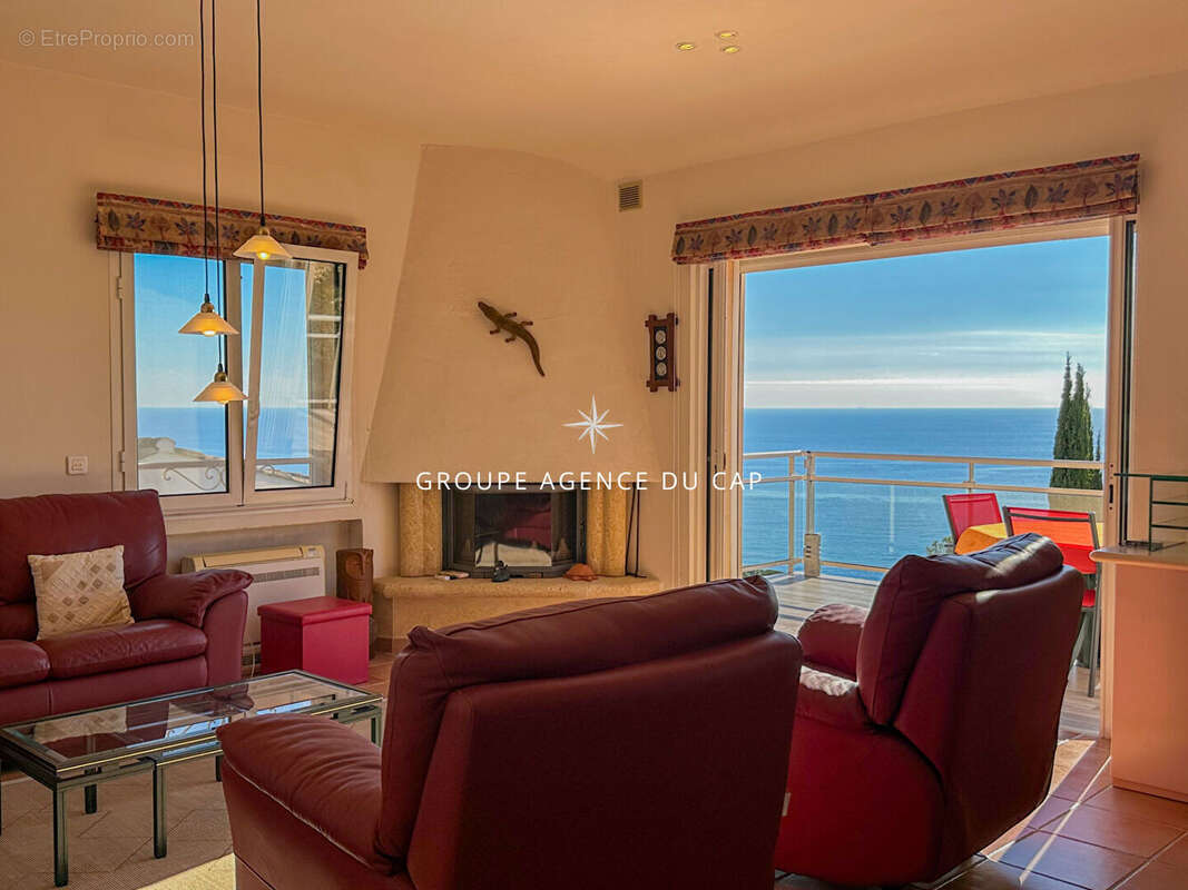 Maison à LES ISSAMBRES